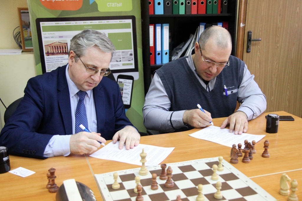 В Люберецком информагентстве состоялось подписание договора о сотрудничестве между РОО «РосМолСпорт МО» и присоединившейся к нему  Федерации шахмат Московской области