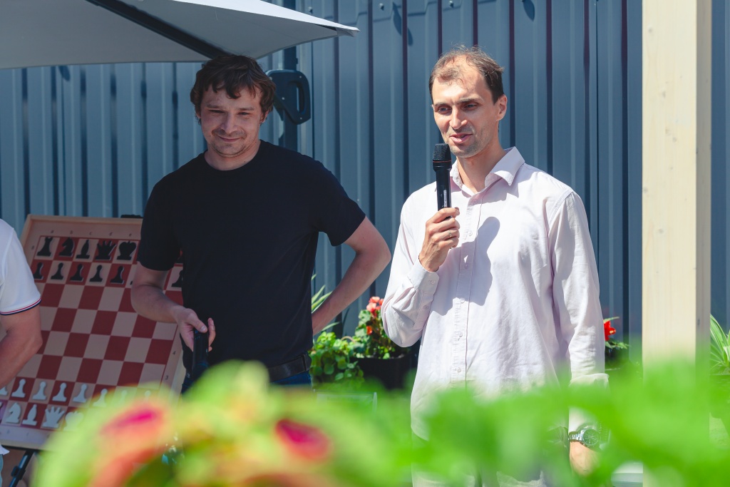 «Kayak & Chess с Борисом Савченко» прошел в Подмосковном Звенигороде.