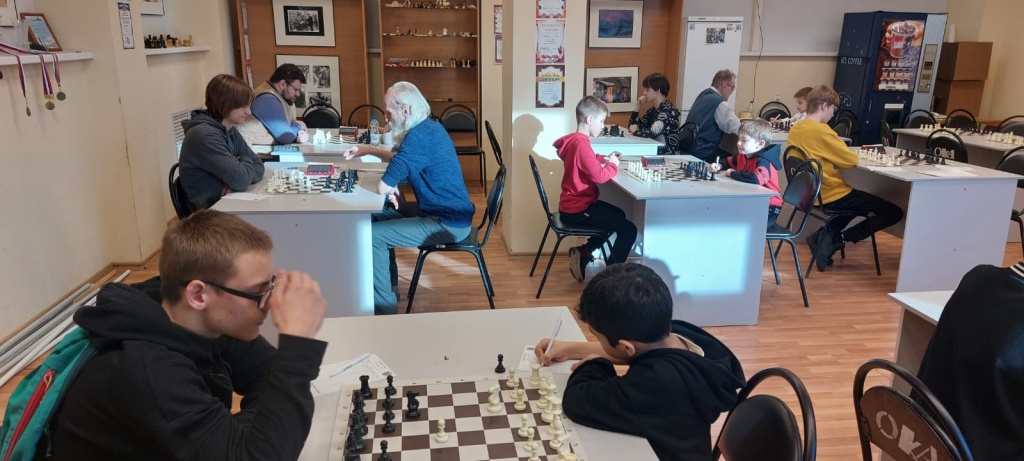 С 22 по 26 марта 2024 года в пристройке к ДС «Ока» в помещении шахматной секции состоялся Открытый зимний Чемпионат города Пущино, 